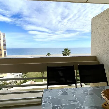 Lägenhet Avec Piscine Et Terrasse Proche Commerces - Fr-1-748-15 *