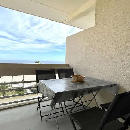 Апартаменты Avec Piscine Et Terrasse Proche Commerces - Fr-1-748-15 *